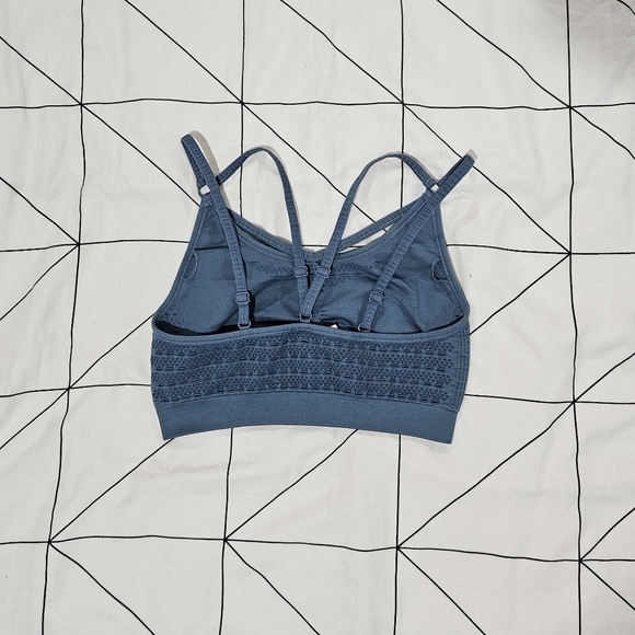 Gymshark Energy + Seamless Sports Bra  in Blue Stone Size Medium - Picture 4 of 9